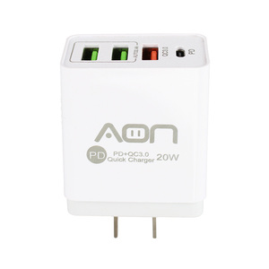 CARGADOR DE PARED (EE. UU) 3 PUERTOS USB Y USB-C) CARGADOR DE PARED (EE. UU) 3 PUERTOS USB Y USB-C)